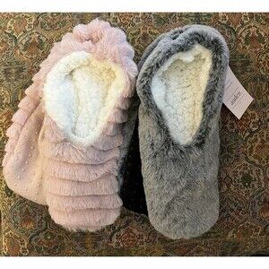 Auden Slippers Faux Fur Soft Cozy Gripper Gray & Pink NEW 2 Pairs Womens 8-10